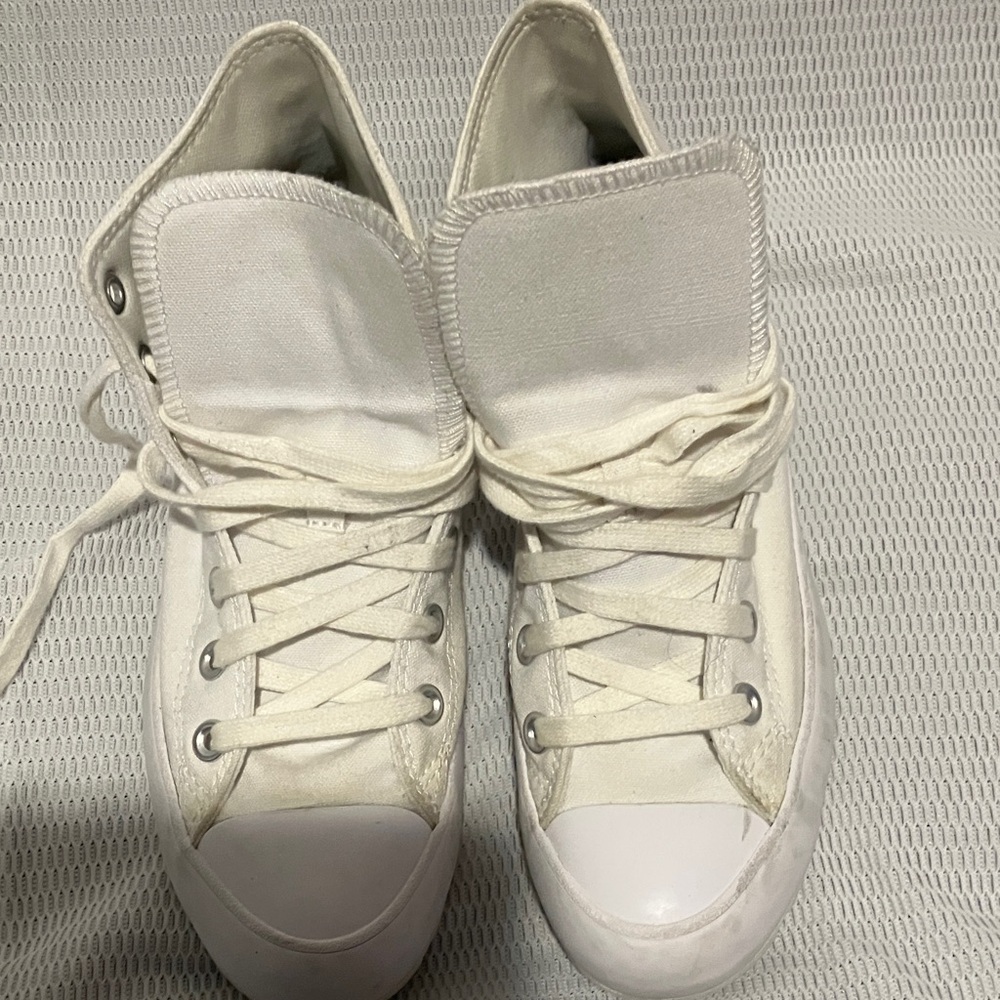 Converse Women's Cream High-Top Sneakers